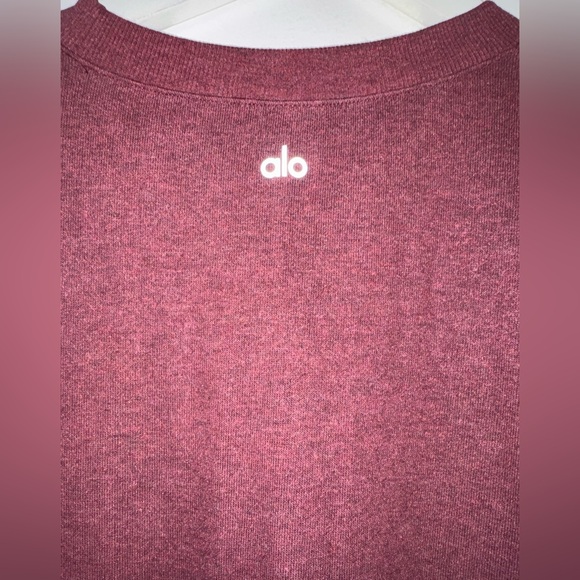 Preloved Alo burgundy long sleeve crewneck shirt with slits. Size medium. - Picture 4 of 4